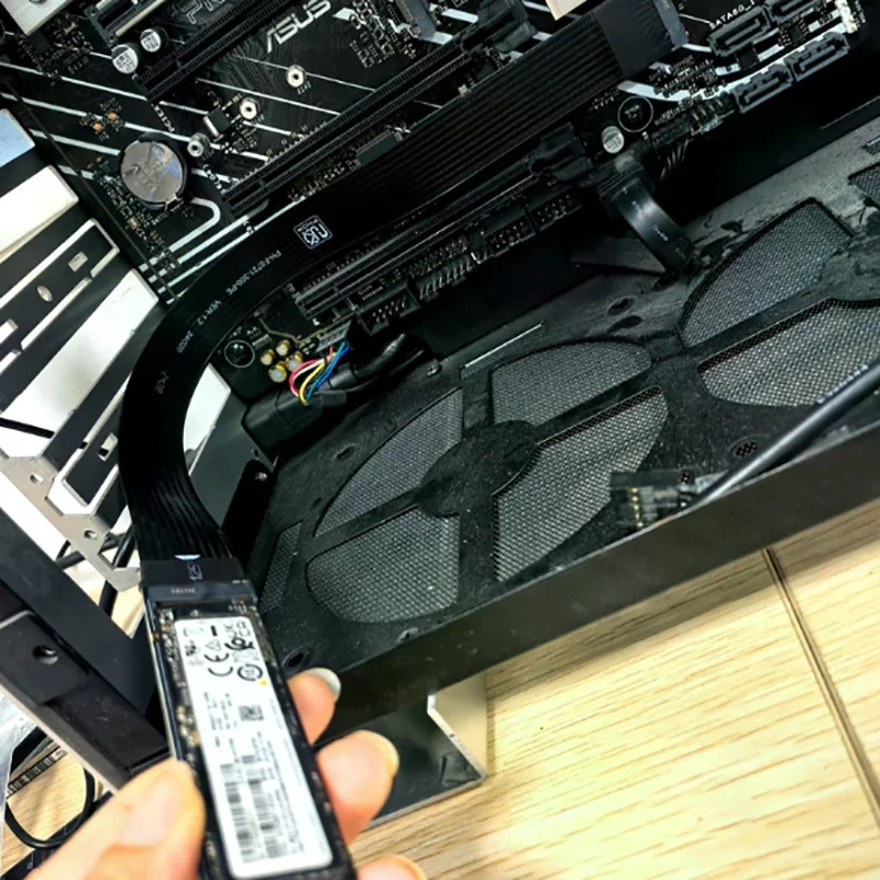 

Dual Protocol PCIE4.0 M.2 M Key NVME Extension Cable Riser Card SSD Adapter For 2230 2242 2260 2280 M.2 PCI-e / M2 NGFF SATA SSD