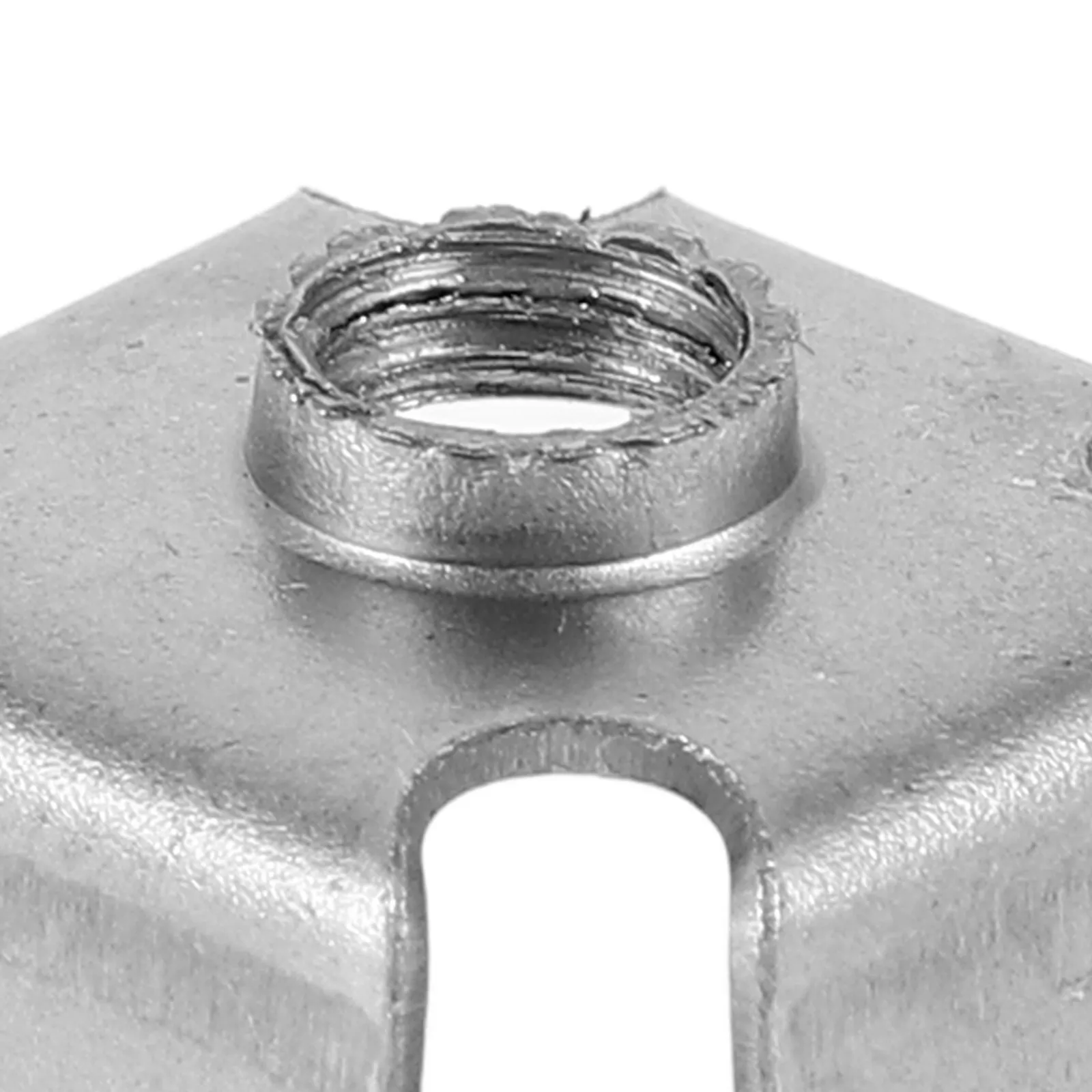 50Pcs Metal Threaded Inserts Square Tube Nuts Internal Thread Plug Four Sided Welded Design Debris Resistant Tube Supplies