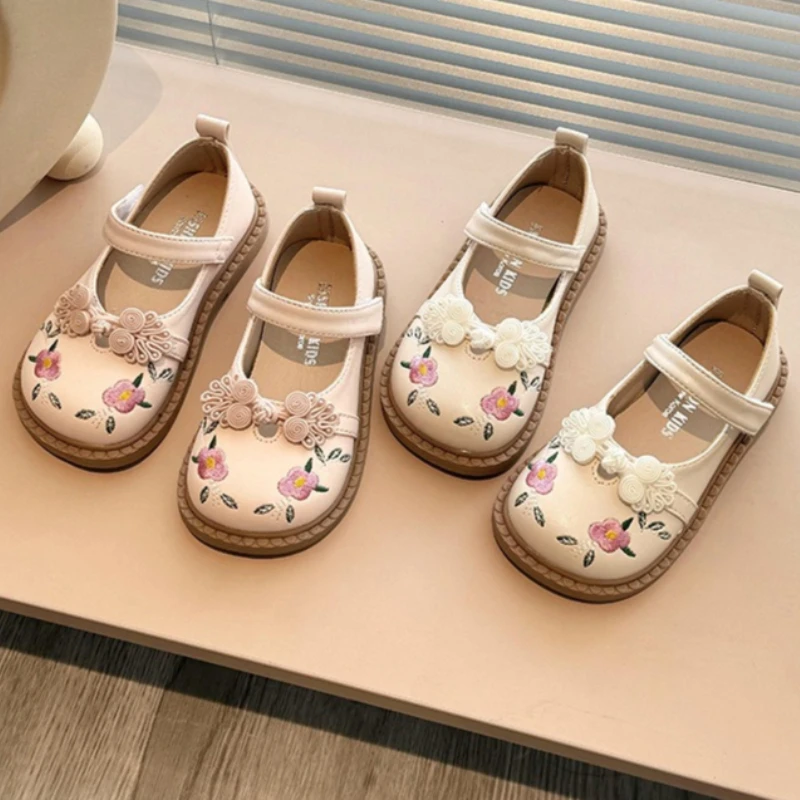 

Девичьи туфли в корейском стиле «Принцесса» 2026: Новые винтажные мягкие туфли для девочек на весну-осень, модные нескользящие кожаные туфли для студенток