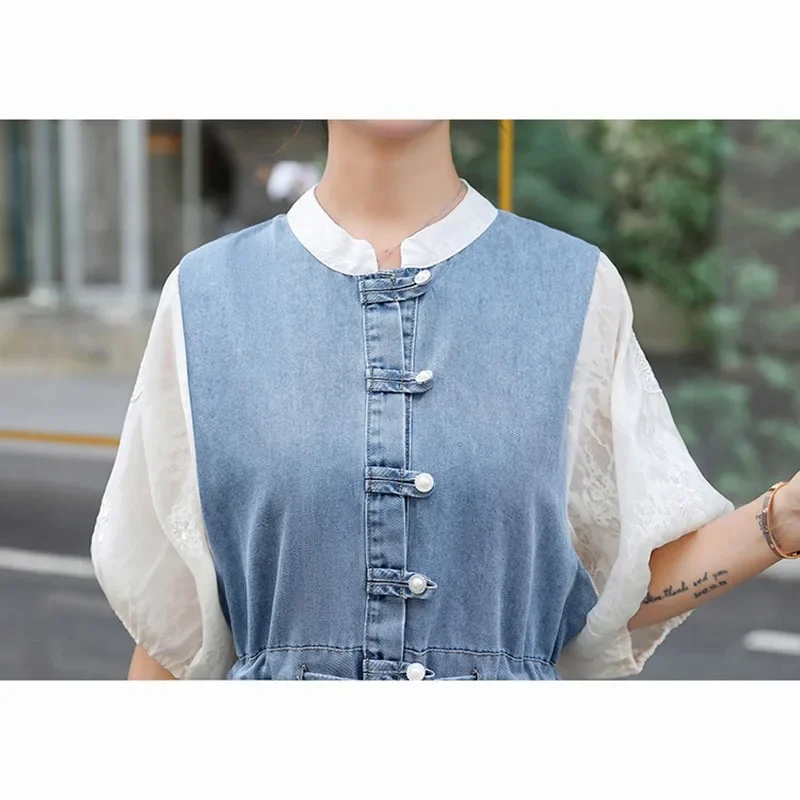 ฤดูร้อนบางชุดยีนส์สีฟ้าผู้หญิงสายรัดเอวลูกไม้ขึ้นยืนปกกระดุมแถวเดียวแขนสั้นความยาวกลางชุดคาวบอย