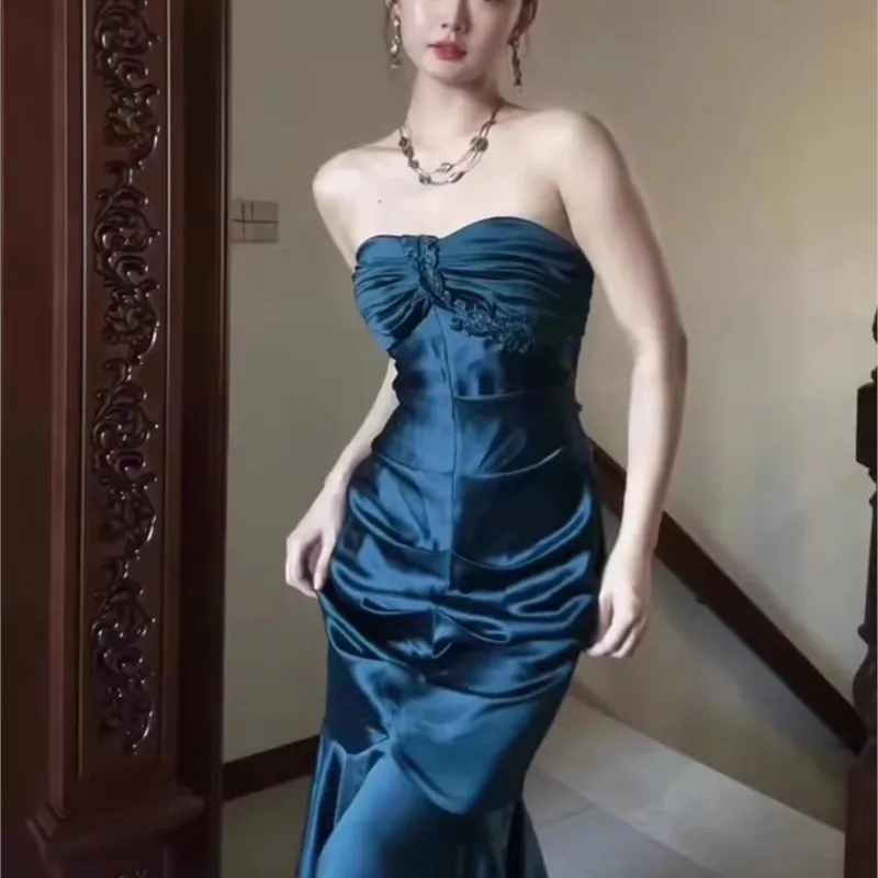 

New light luxury banquet wear with small gift satin heavy industry blue strapless dress