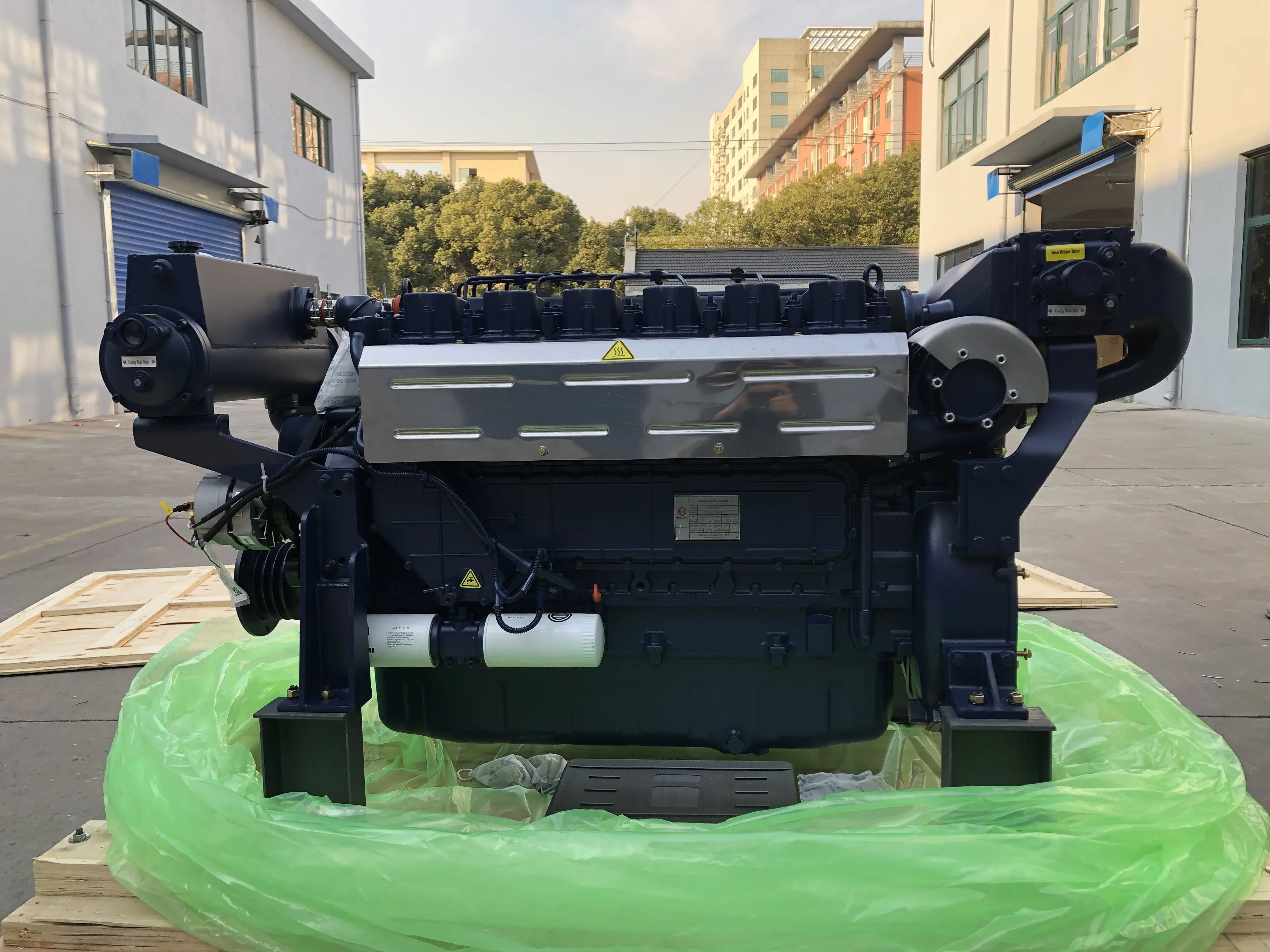 WD10C200-21 Marine Diesel Engine Turbocharged In-line Motor 147 Kw/200 Hp/2100 Rpm For Ship