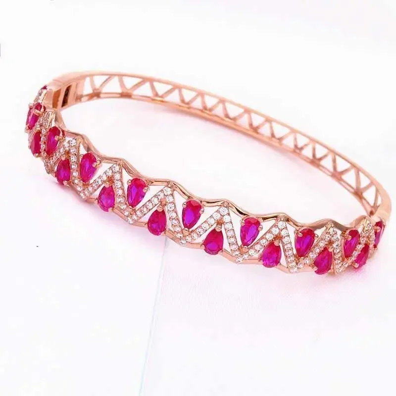 Inlaid Geometric Ruby Crystal Craft Jewelry Luxury Sweet Engagement Plated 14K Rose Gold Charm Bracelet for Women