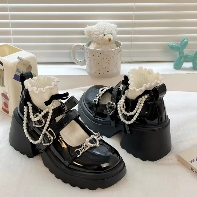 Sweet Heart-Shaped Buckle Lolita Shoes Women Patent Leather Platform Mary Jane Shoes Woman Metal Decoration Chunky Heels Pumps