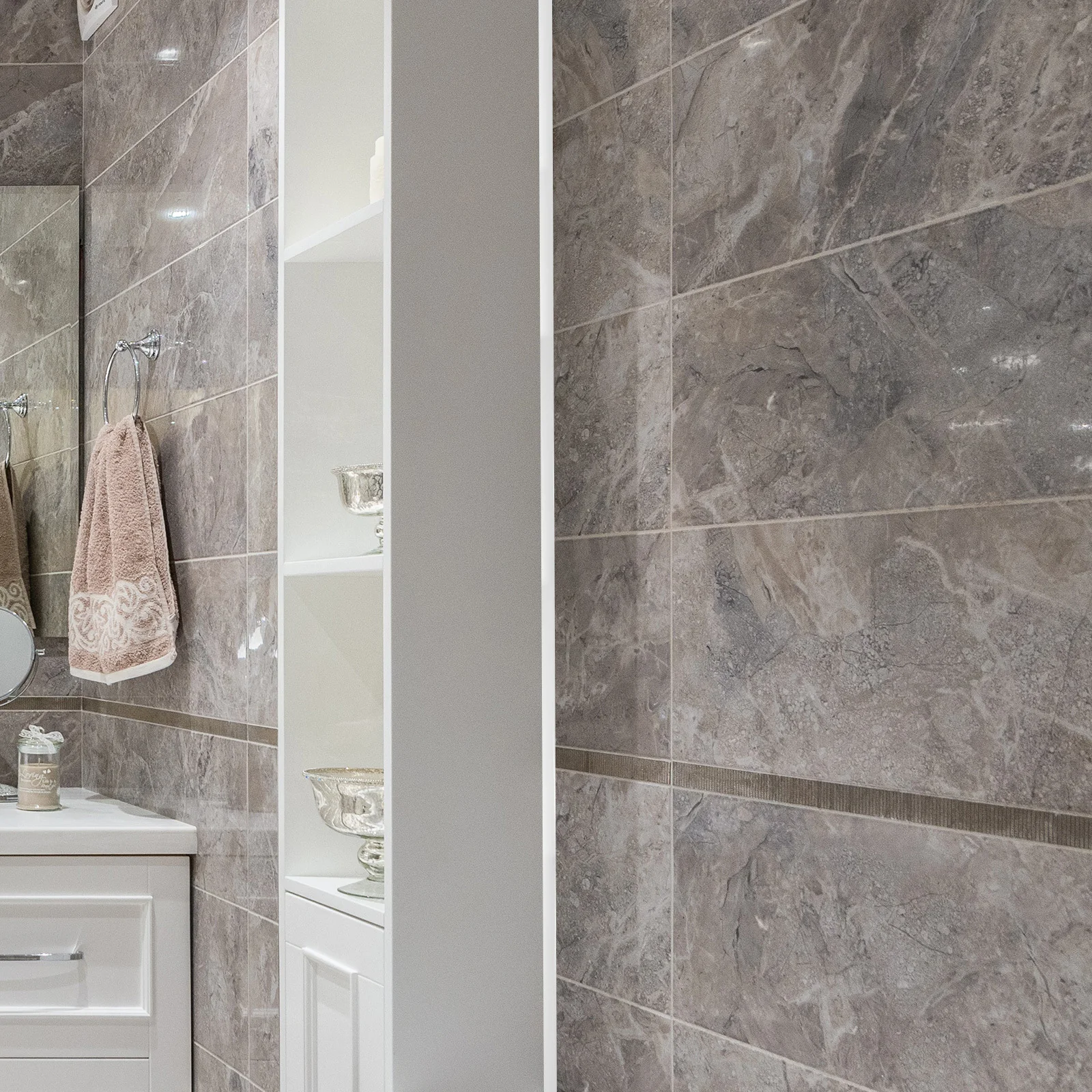 

Trim Caulk Strip Peel and Stick Wall Corner Molding Self-Adhesive Flexible Edge Guard for Countertops Cabinets Tiles Simple DIY