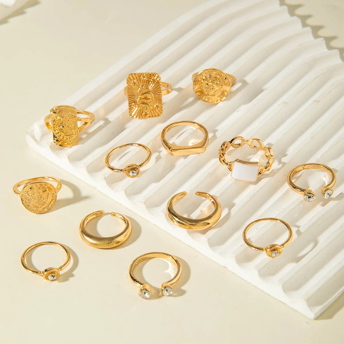 13 قطعة/المجموعة الهيب هوب الشرير غير النظامية المعادن افتتاح خواتم النساء خمر الذهب اللون المفصل حلقة مشتركة مجوهرات الحفلات هدية ﻿
