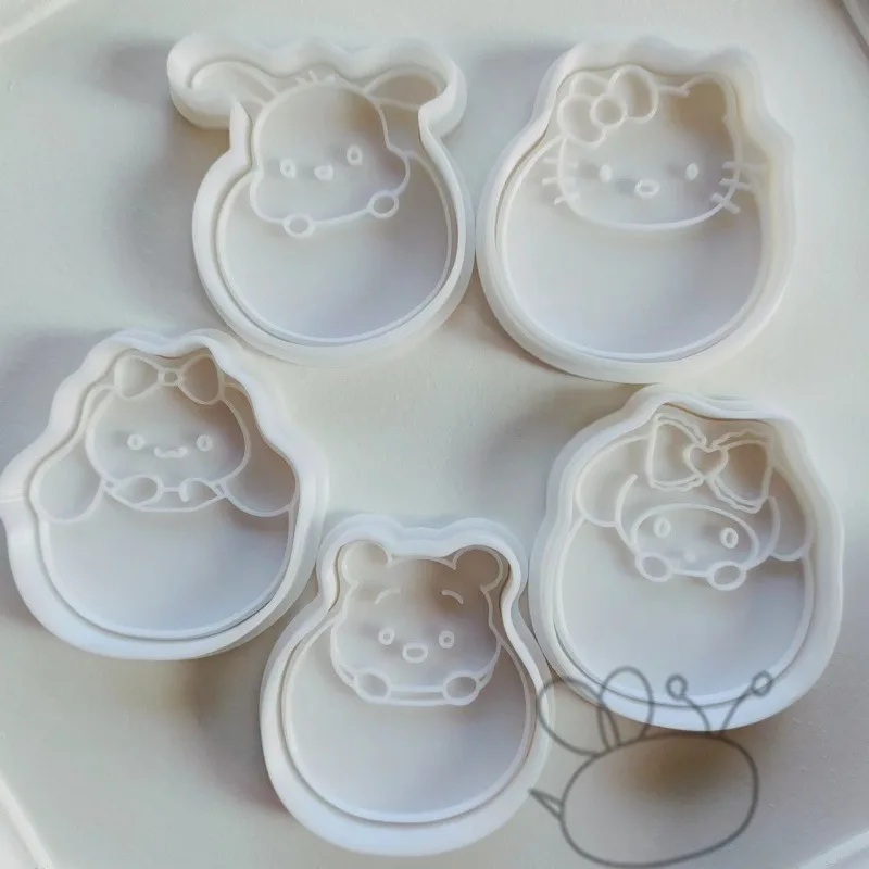 Imagem -06 - Animais Fofos Cortadores e Selos de Biscoito Desenhos Animados Artesanais Cão Gato Urso Fondant Molde de Biscoito Decoração do Bolo do Bebê Ferramentas de Cozimento Presente