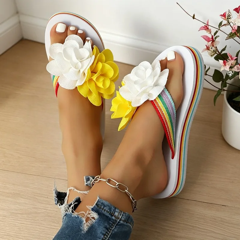 Summer New Rainbow Platform Flip-flops - Plus Size Women's Comfortable, Stylish, and Versatile Beach Sandals