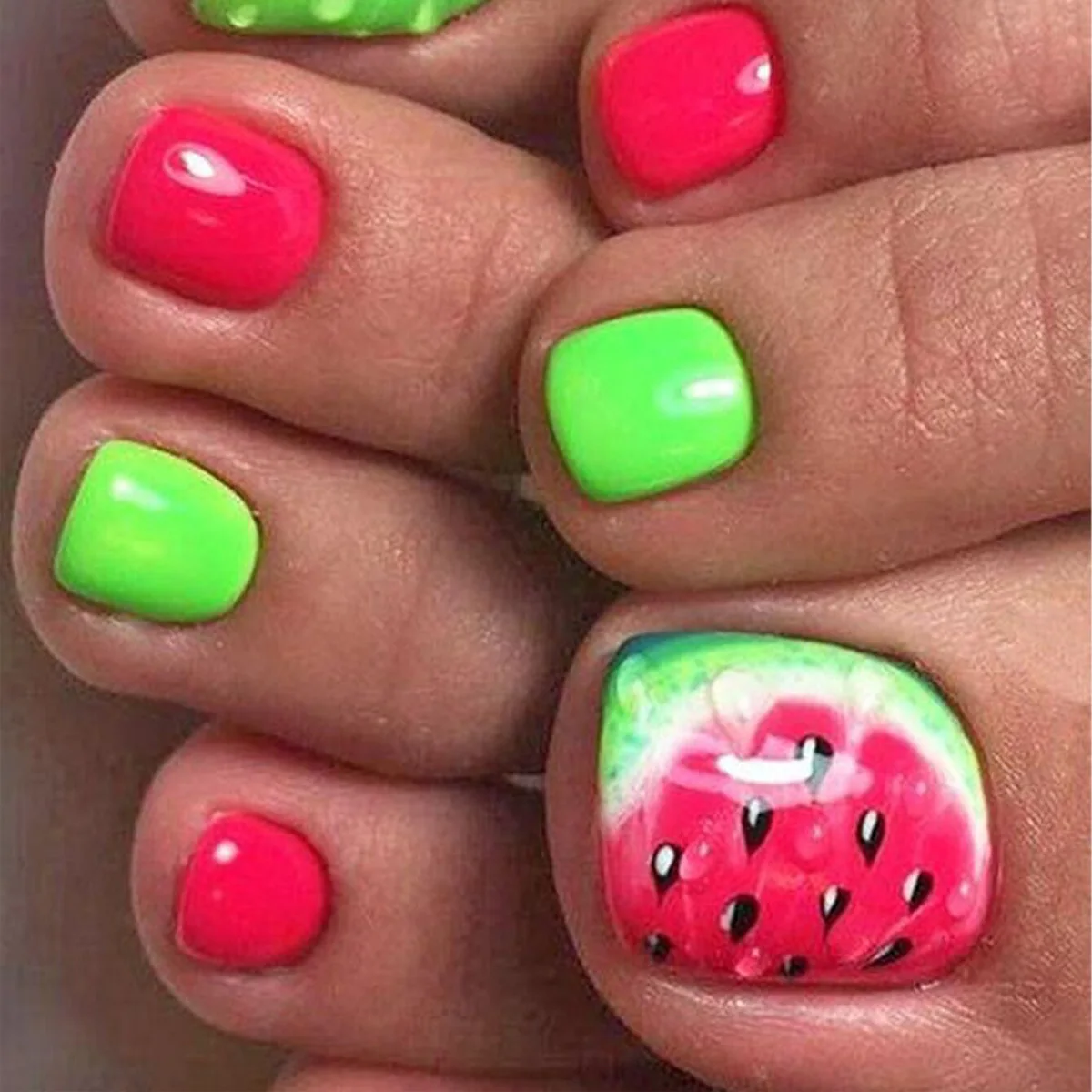 24pcs Summer Watermelon Pattern Fake Toenails Full Cover Press on Toenail Patch Green Red Sqaure Fake Toenail Tips Wearable