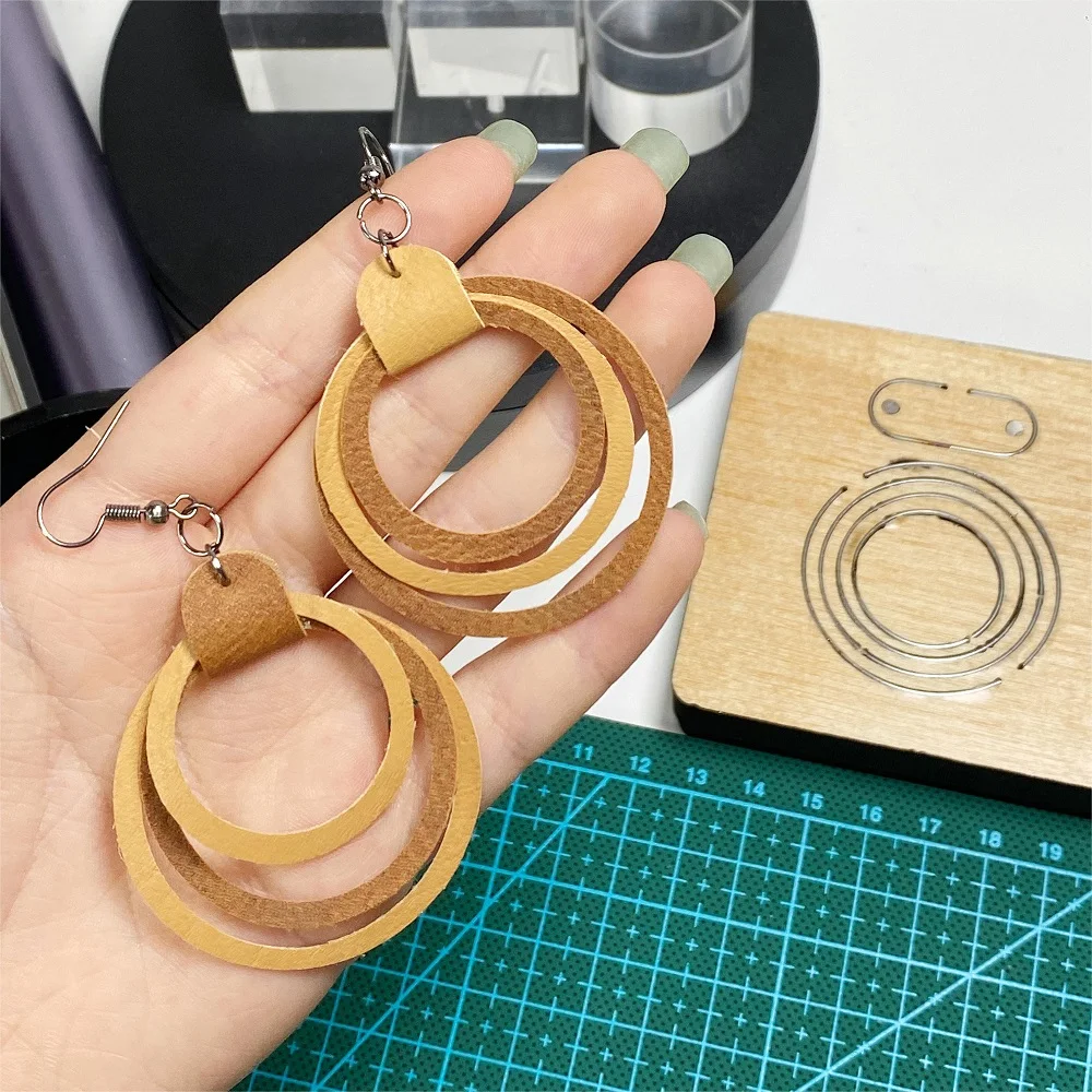 

Circle Earrings Set of 3 Wooden DIY Leather Punching Tools Scrapbooking Crafts Making Decorative Supplies Mold Templates