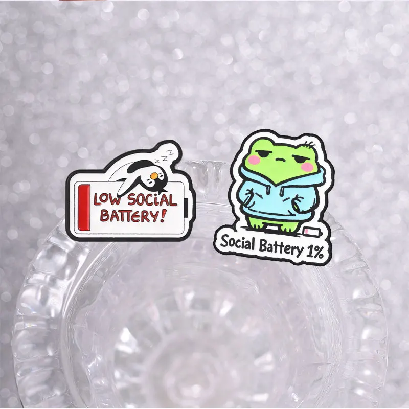 Low Social Battery Pinguin Schlafender Emaille-Anstecker Lustiger Meme-Stil Frosch-Hoodie 1 Prozent Metallbrosche Revers-Accessoire Geschenk – Detail 6