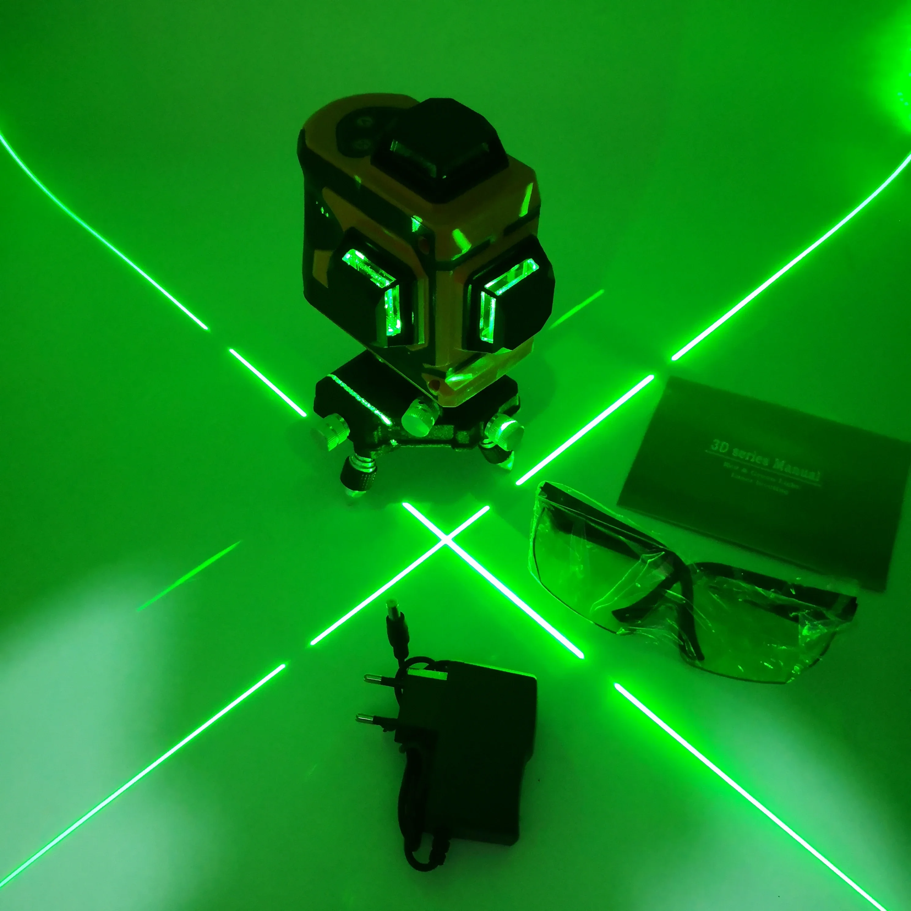 Green Light Laser Leveling 3D 12 Lines Laser Level