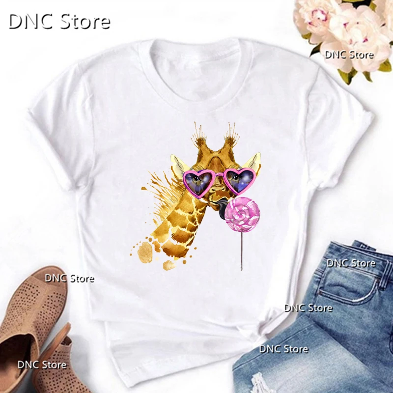 

Newly T Shirt Women Funny Giraffe Blowing Bubbles Eating Lollipop Graphic Print Camiseta Mujer Tshirt Fashion Trend Femme TShirt