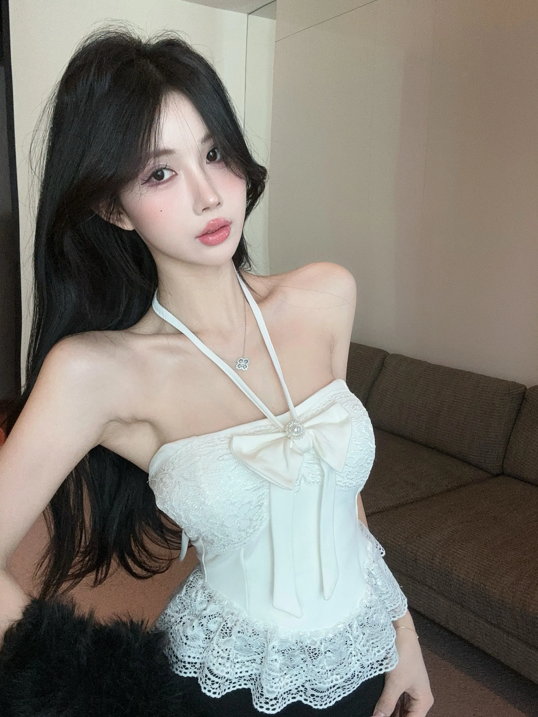 

Sweet Casual Style Camisole Tank Top Lace Trim Knot Neck Hanging Sexy Inner Wear Korean Style Commute Fashion