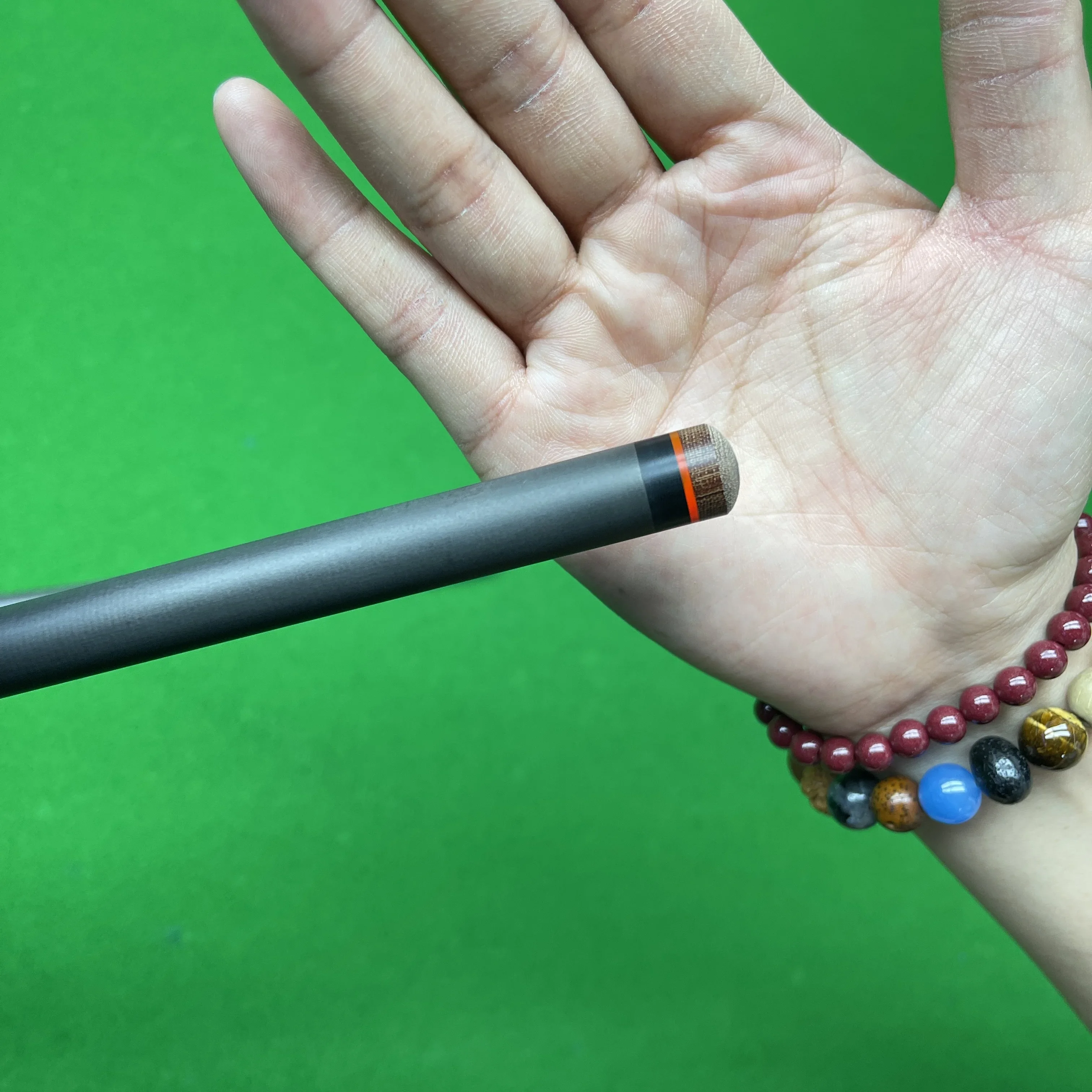 Low Deflection Carbon Fiber Snooker Cue Shafts with High Performance Breaking Ability