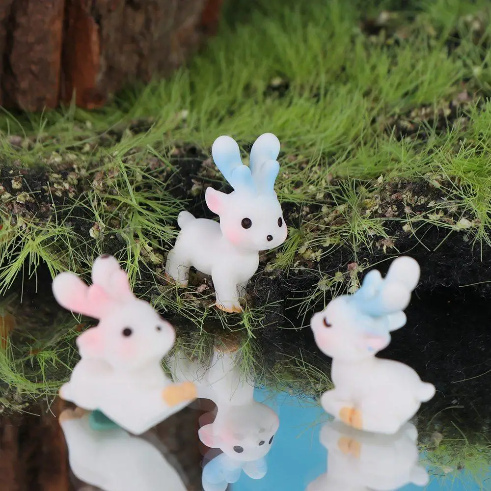 تماثيل صغيرة على شكل حيوانات كرتونية سيكا الغزلان التماثيل الصغيرة لطيف الأيائل مصغرة التماثيل واقعية الراتنج الحرف الغزلان تمثال ديكور المنزل سيارة #4