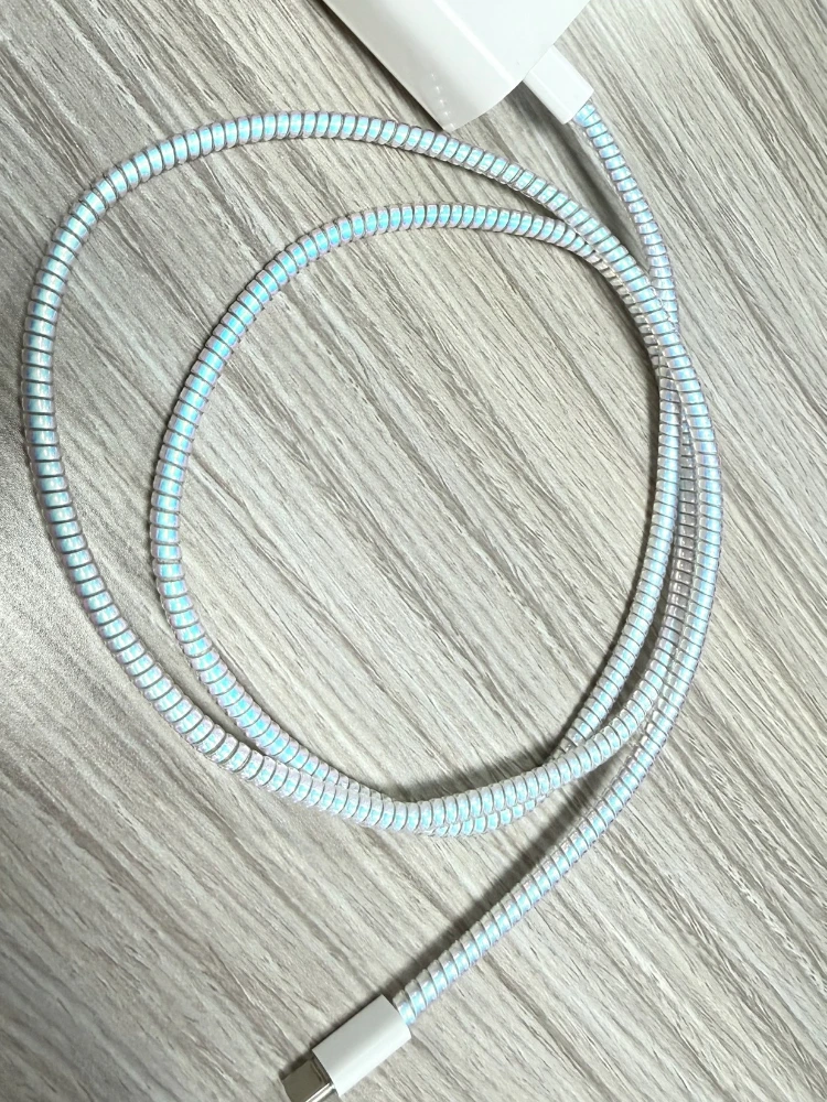 1 szt. 1,6M Ochraniacz Kabla Laserowego Spiralny Ochraniacz Kabla Uniwersalny do Ładowarki Telefonu do Xiaomi Samsung iPhone