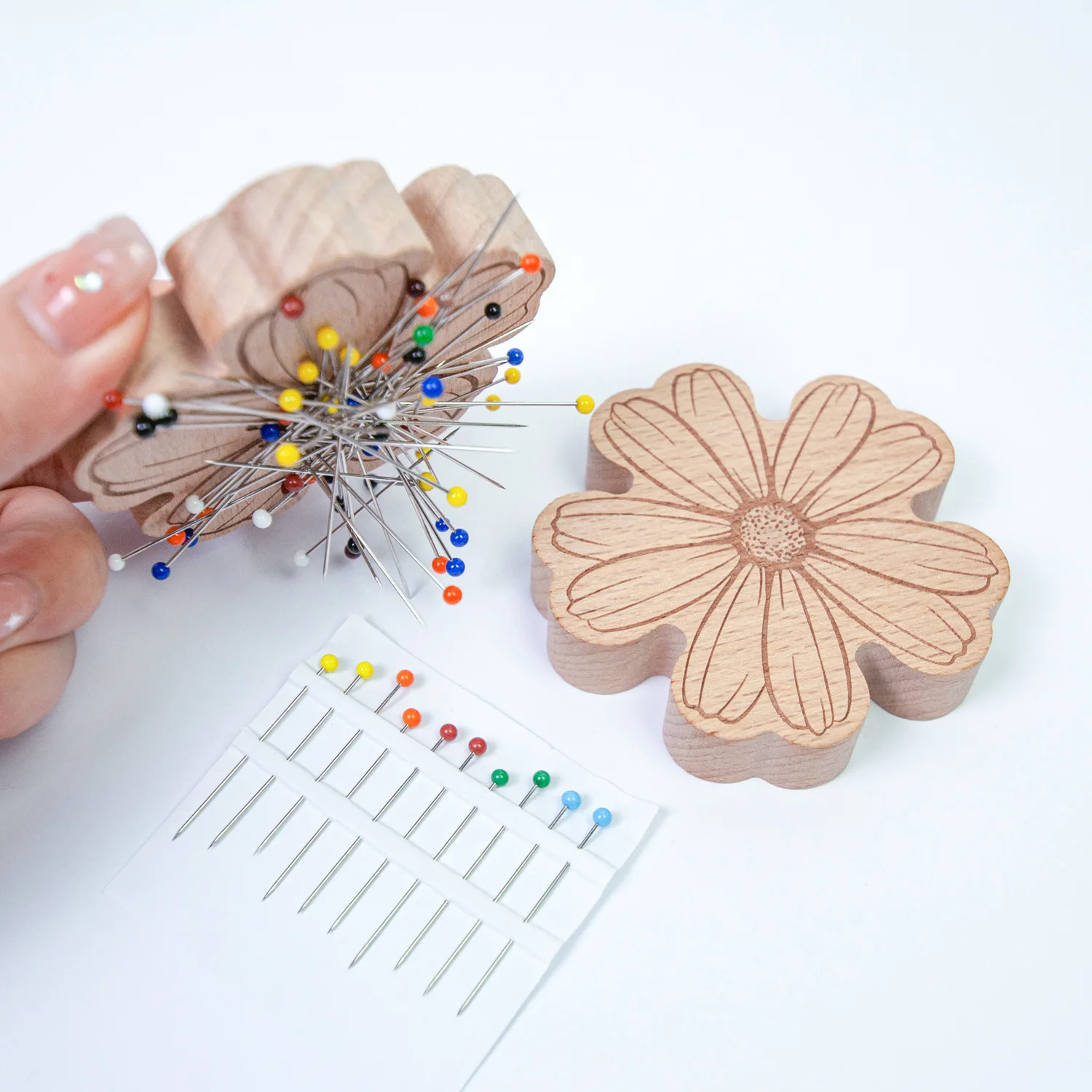 Needle Minder Magnet - 자수용 바늘 자석, 십자수용 나무 바늘꽂이,