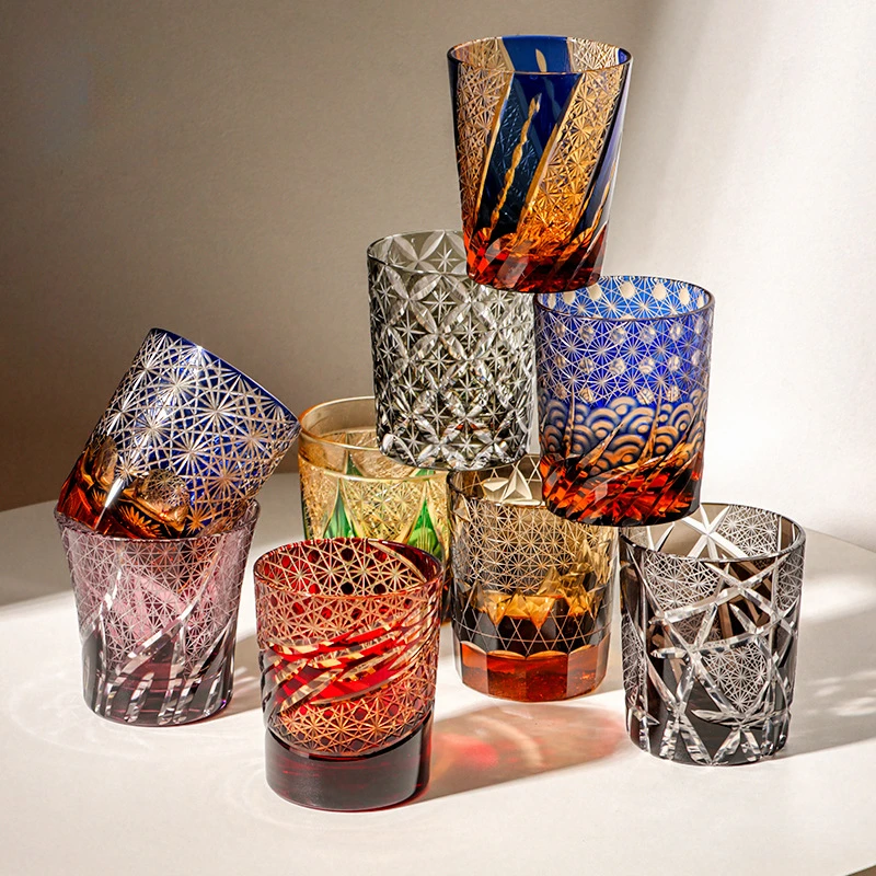 

Роскошное хрустальное стекло в японском стиле с резными узорами ручной работы и цветовыми схемами Чашка со свистком Иноземная чашка для ликера, чашка для виски