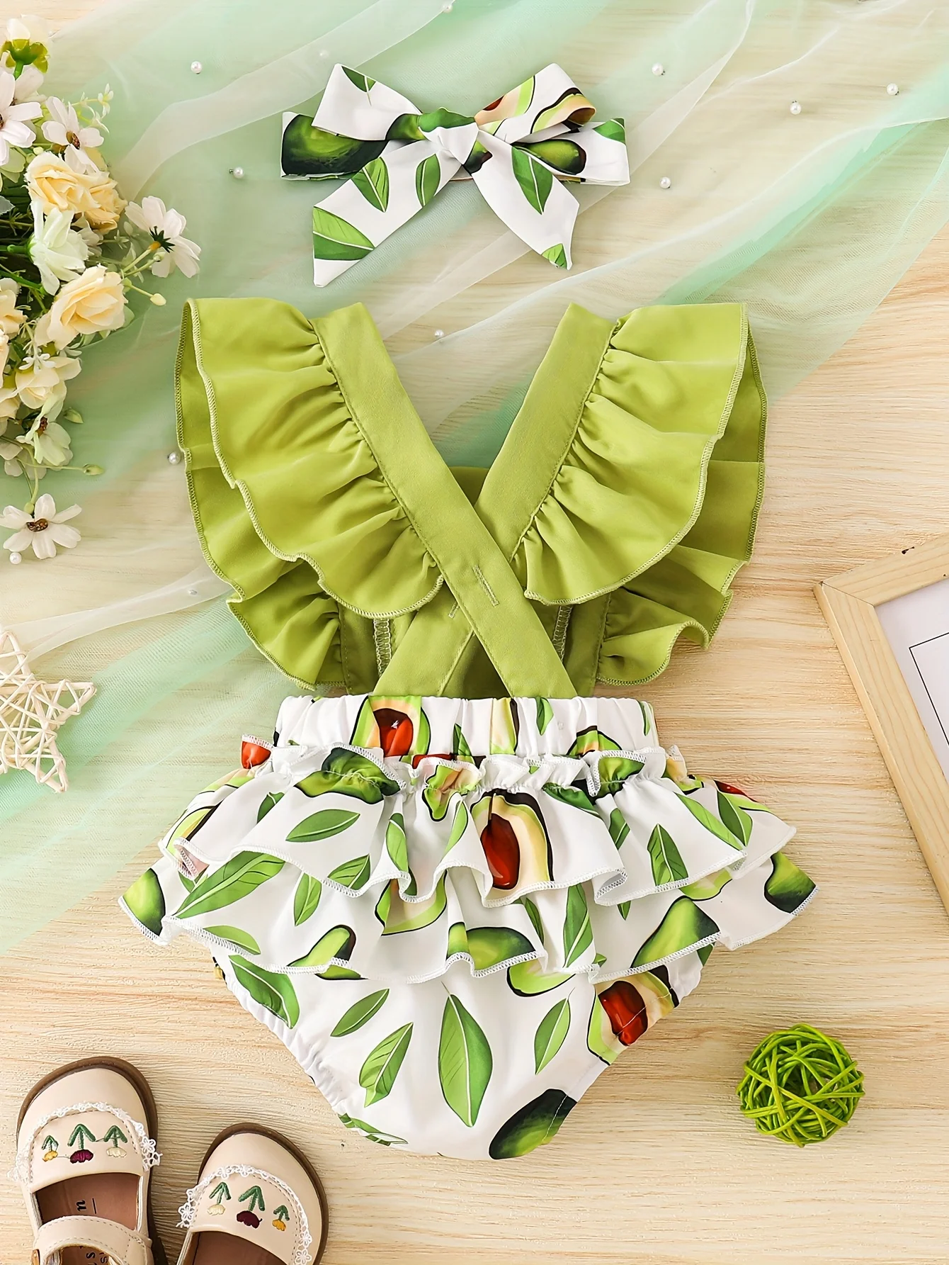 Two-Piece Set for Baby Girls: Cool Silk Cotton Casual Romper with Cute Style Cartoon Avocado Digital Print Pattern for Spring and Summer, Includes Romper and Headband