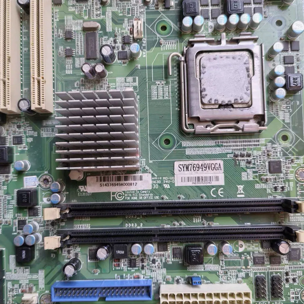اللوحة الأم الصناعية SYM76949VGGA تدعم 3 فتحات ISA G41 شرائح منافذ الشبكة المزدوجة