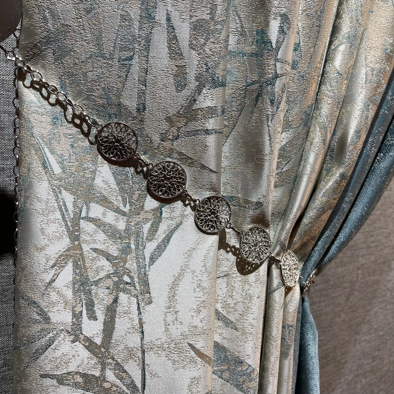 

2021 New Gold Silk New Chinese Style Leaf Bamboo High Precision Jacquard High-end Curtain Cloth Back Cover Fabric