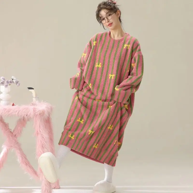 Sweet and Lovely Women's Long Sleeved Nightgown Winter New Fashionable Girls' Sleepwear Gentle Student Dress Comfortable Robe