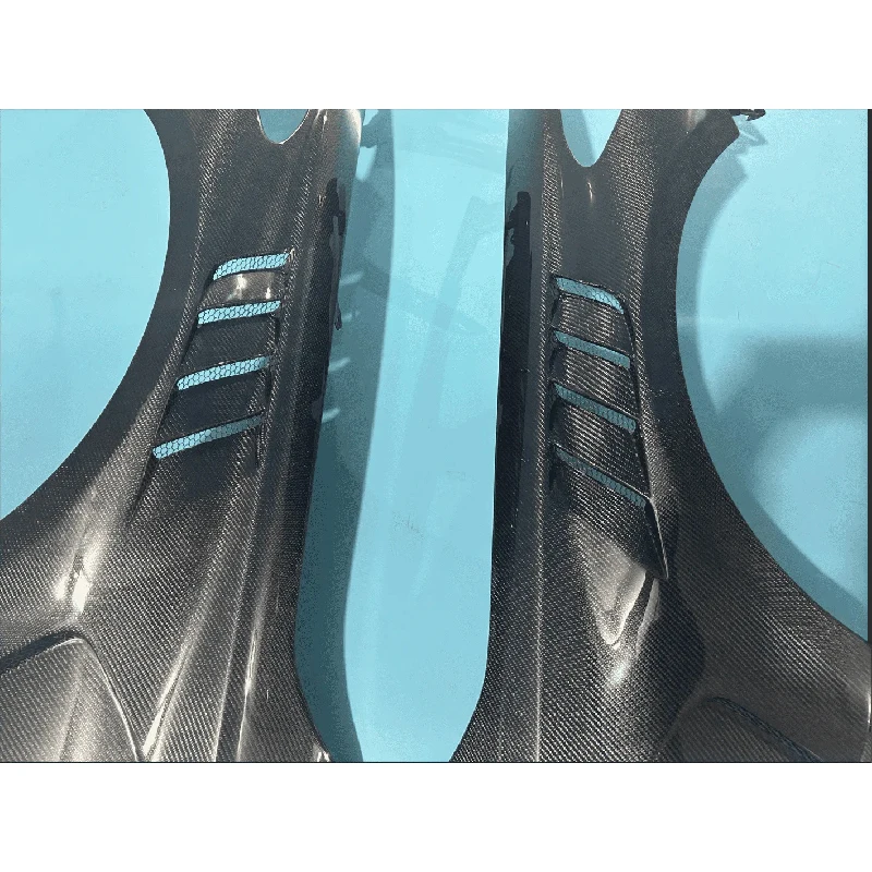 

Самые продаваемые высококачественные карбоновые передние вентилируемые крылья V2 Style для Q50 (V37)