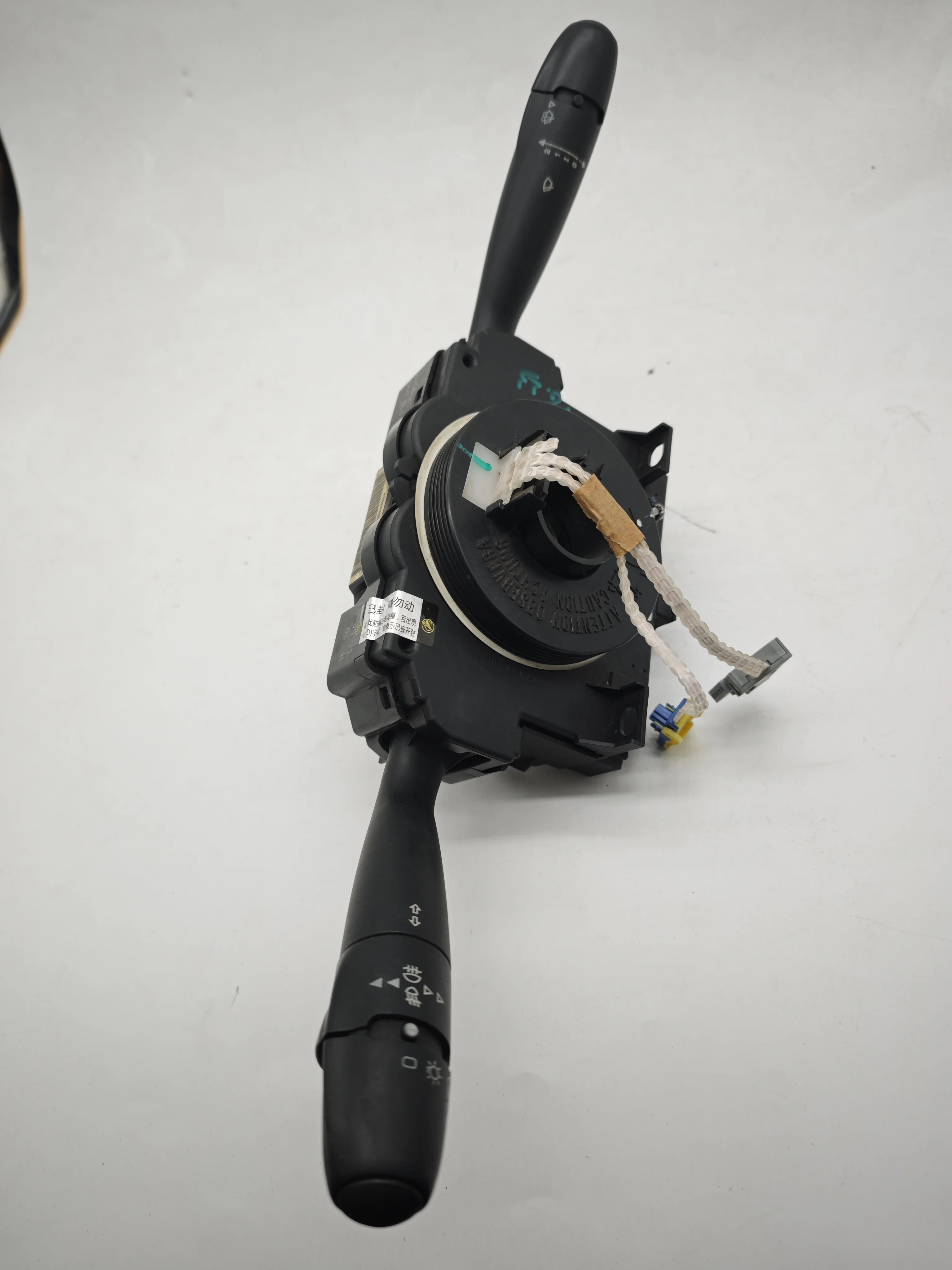 Steering Column Wiper Headlights Stalk Switch 624271 6242J4 for Peugeot 206 207 307 Berlingo Xsara Partner