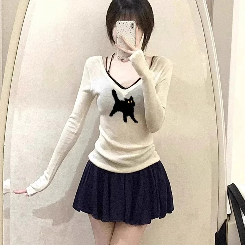 T-Shirt a maniche lunghe lavorata a maglia con gatto sottile da donna con scollo a v coreano