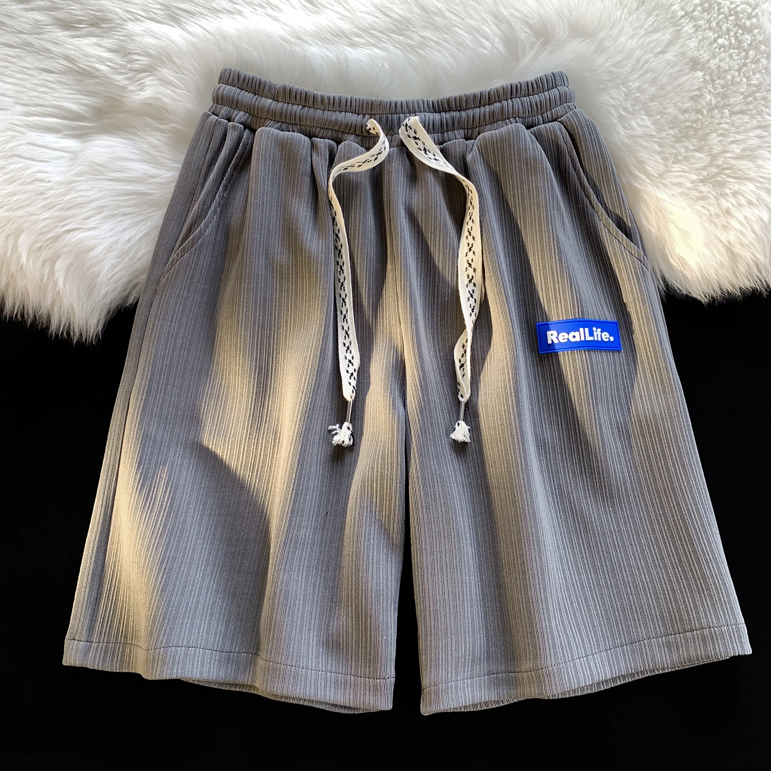 

Мужские спортивные шорты из ледяного шелка, летние, тонкие, повседневные, свободного кроя, длиной до середины бедра, в американском баскетбольном стиле