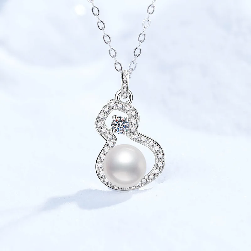 

Platinum PT95018k Gold Necklace Moissanite Necklace Natural Fashion Freshwater Pearl Premium Light Luxury Hulu Pendant