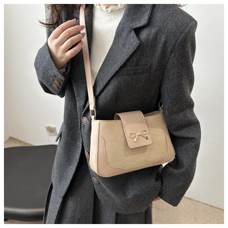 

2025 New Unique Bowknot Handbag - Stylish Versatile Underarm Bag, Trendy for Commuting, Shoulder/Crossbody