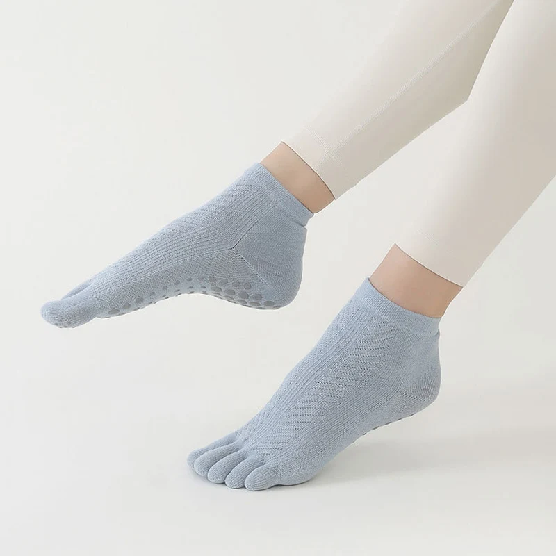 New Women Yoga Socks Five Toe Silicone Non-Slip Pilates Socks Breathable Ballet Dance Ladies Fitness Sports Cotton Socks