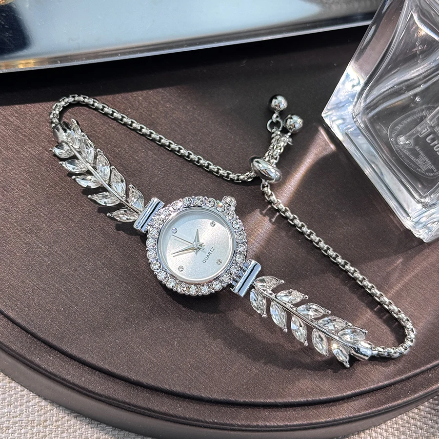 2025 New fashion diamond-encrusted leaf round women's watch simple dial freely adjust cross-border gift watches