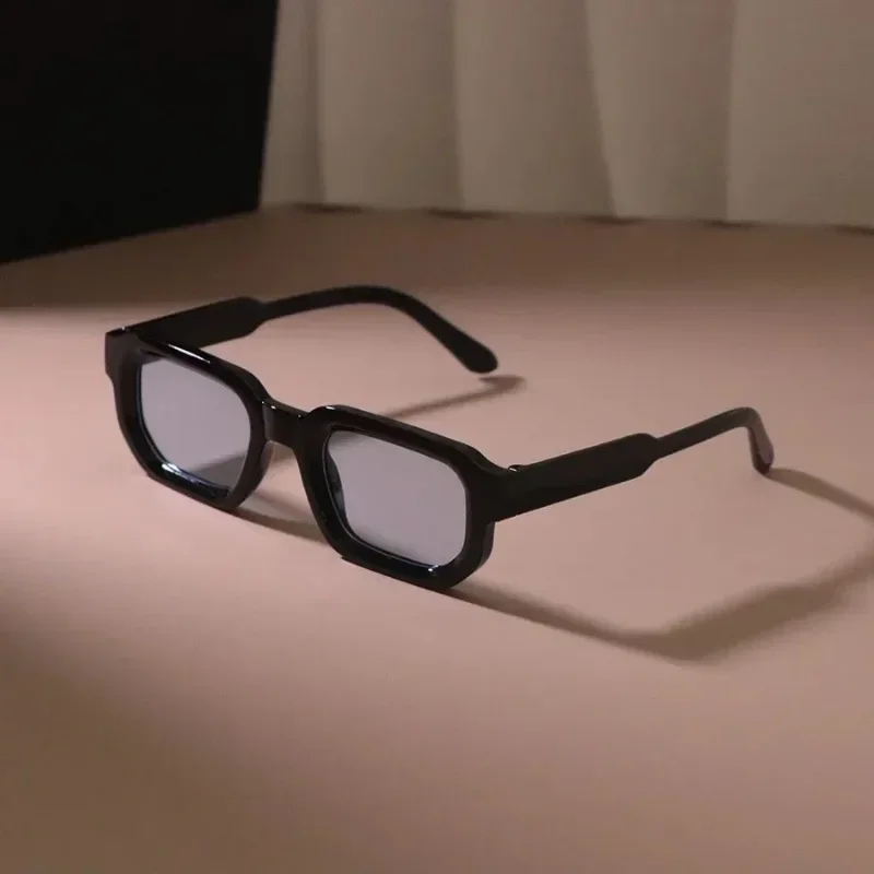 Nuevas gafas de sol rectangulares para mujer y hombre, de marca de lujo, diseño moderno, gafas de sol informales para uso diario, gafas para actividades al aire libre, protección UV400.