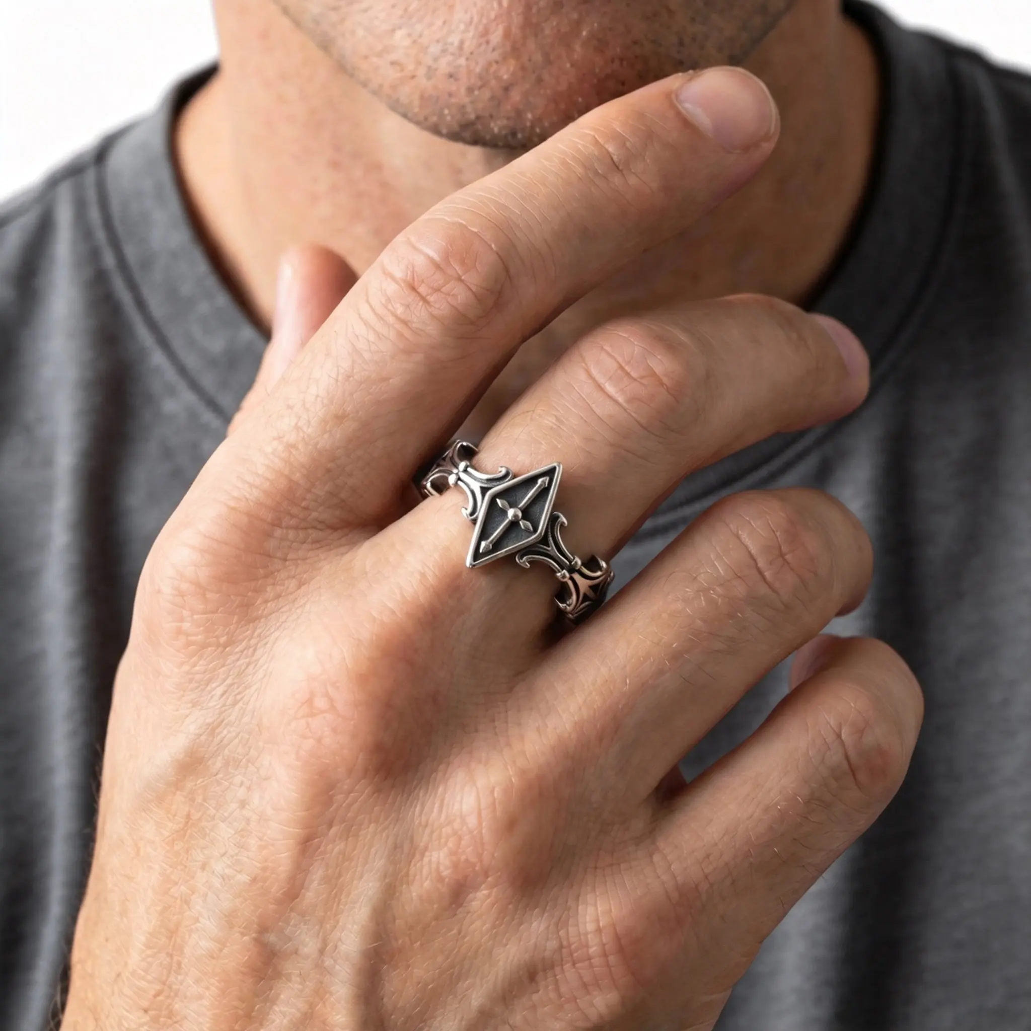 Punk Gothic Kreuzring für Männer, Retro Edelstahl Statement-Ring, Geburtstags-Party-Schmuckgeschenk – Detail 3