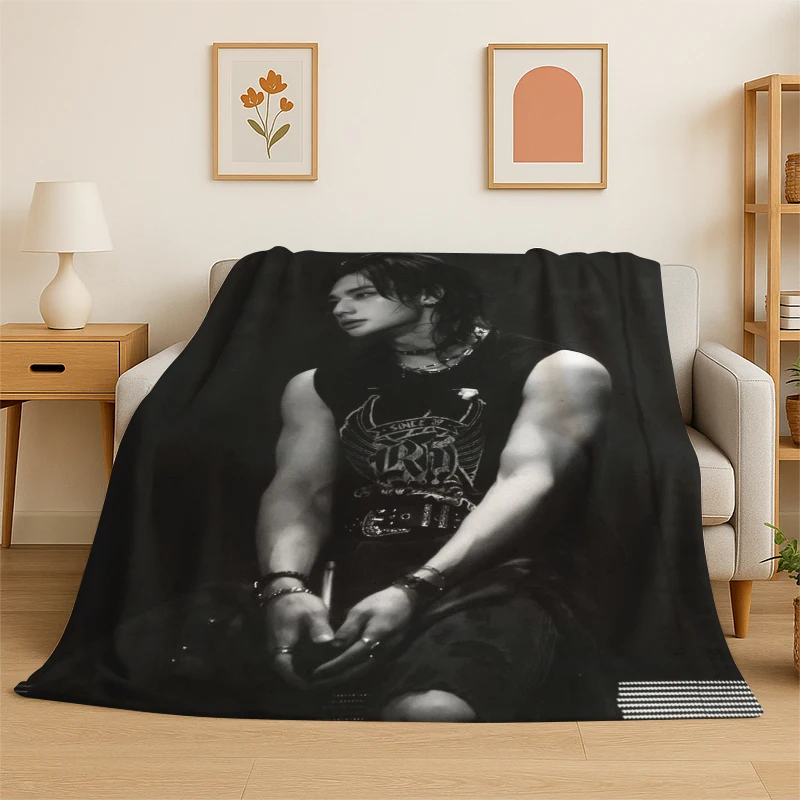 New Fashion Korean Group H-Hyunjin Flannel Throw Blanket,Warm Cozy Blanket for Bed,Sofa,Couch,Bedroom,Living Room,Office,Camping