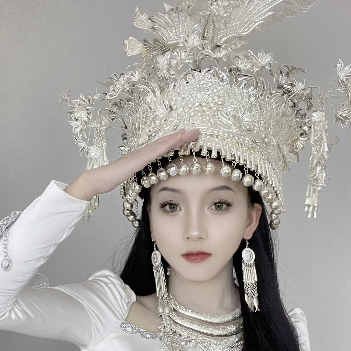 Minorit Miao Head Jewelry Head Props Guangxi Hat Alloy Metal Silver Color Headwear Large Head Jewelry Yunnan Headwear Jewelry