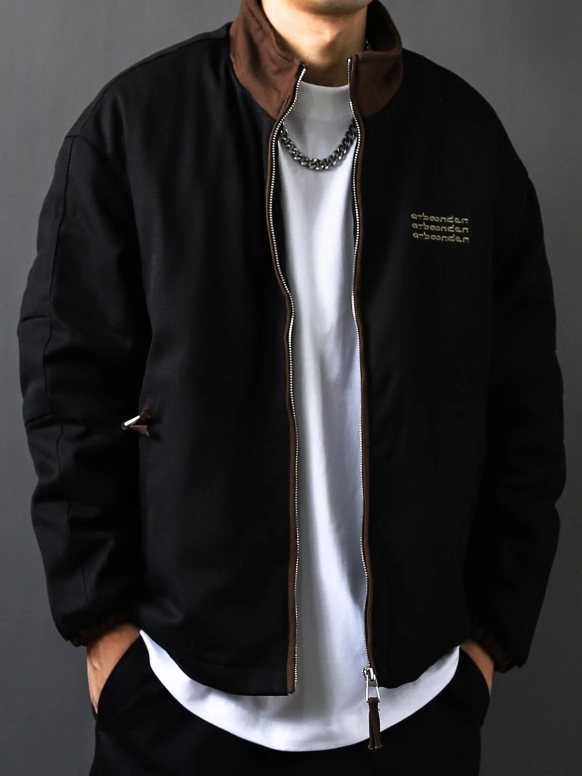 

Мужская повседневная утепленная зимняя куртка из хлопка с вышивкой, воротником-стойкой, модная, свободного кроя, молодежная, с длинными рукавами