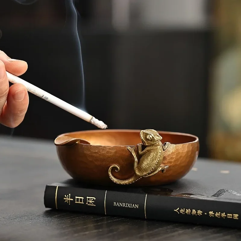 table ornament  pet handmade creative copper, chameleon wash Jianshui  residue tank, office, personalized ashtray