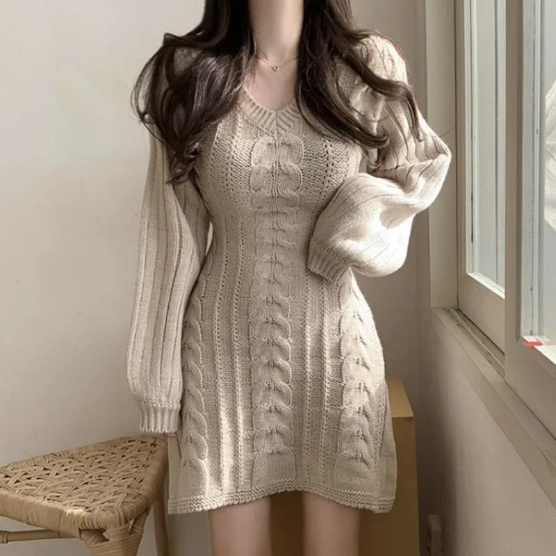 

Korean Woman Knit Dress Twisted Print V-neck Flare Sleeve Sliming Sweet Jumper Dress Autumn Design Elegant Female A-Line Dress