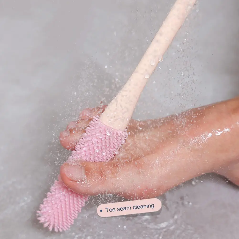 Foot Scrubber Brush Callus Remover Long Handle Scrubber for Exfoliating Anti-itch Toe Brush with Soft Bristles Foot Care Tools