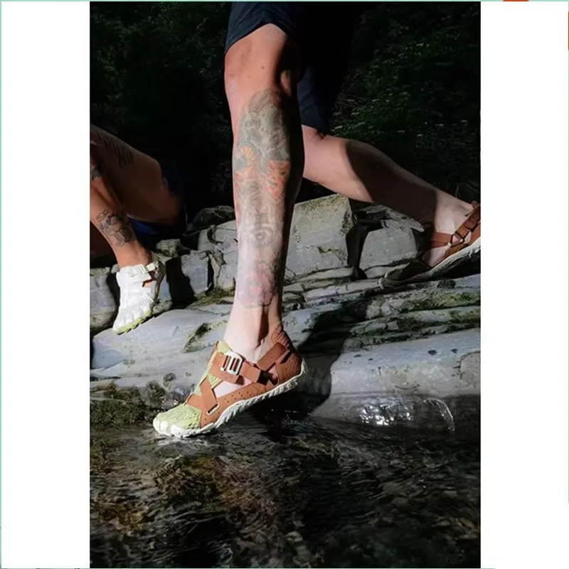 2025 New Unisex Indoor Fitness Squat Deadlift Shoes, Couples Edition.