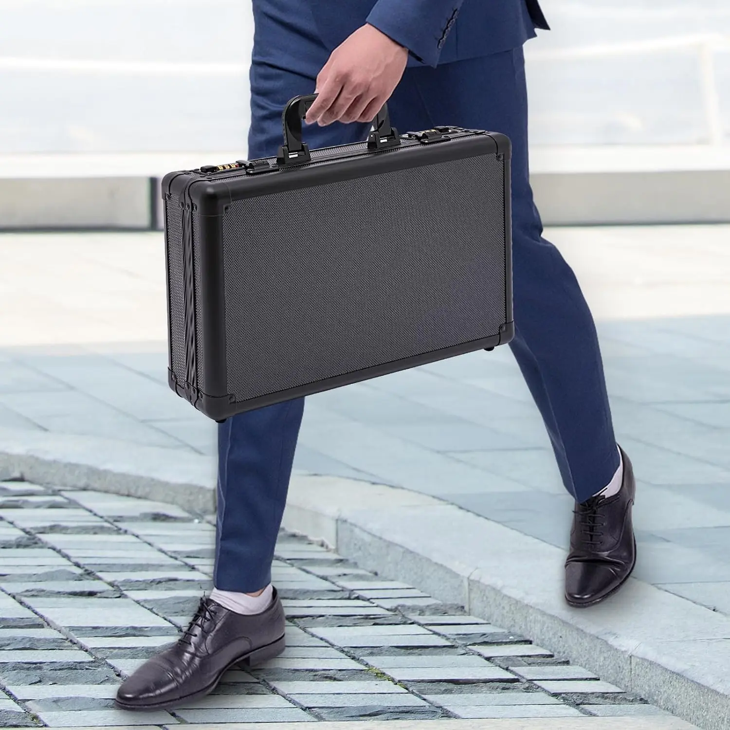 

Кейс для монетных слэбов с кодовым замком, 41 см (длина) x 25 см (ширина) x 10,5 см (высота), держатель для монет, коробка для хранения 50 универсальных монетных слэбов