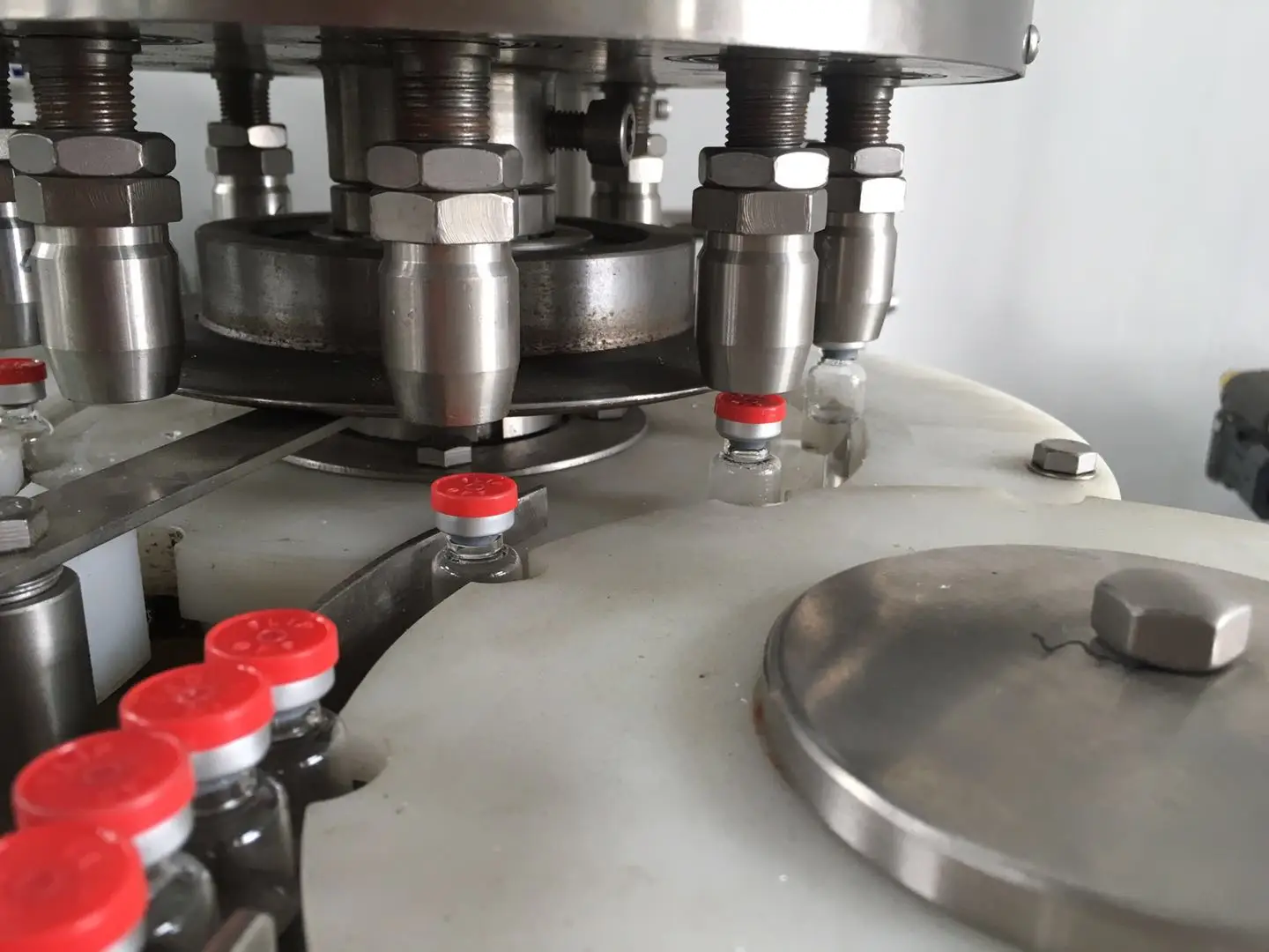 2026  Trending Product Professional Multi-function High Quality Frequency Control Servo Rotary Capping Machine