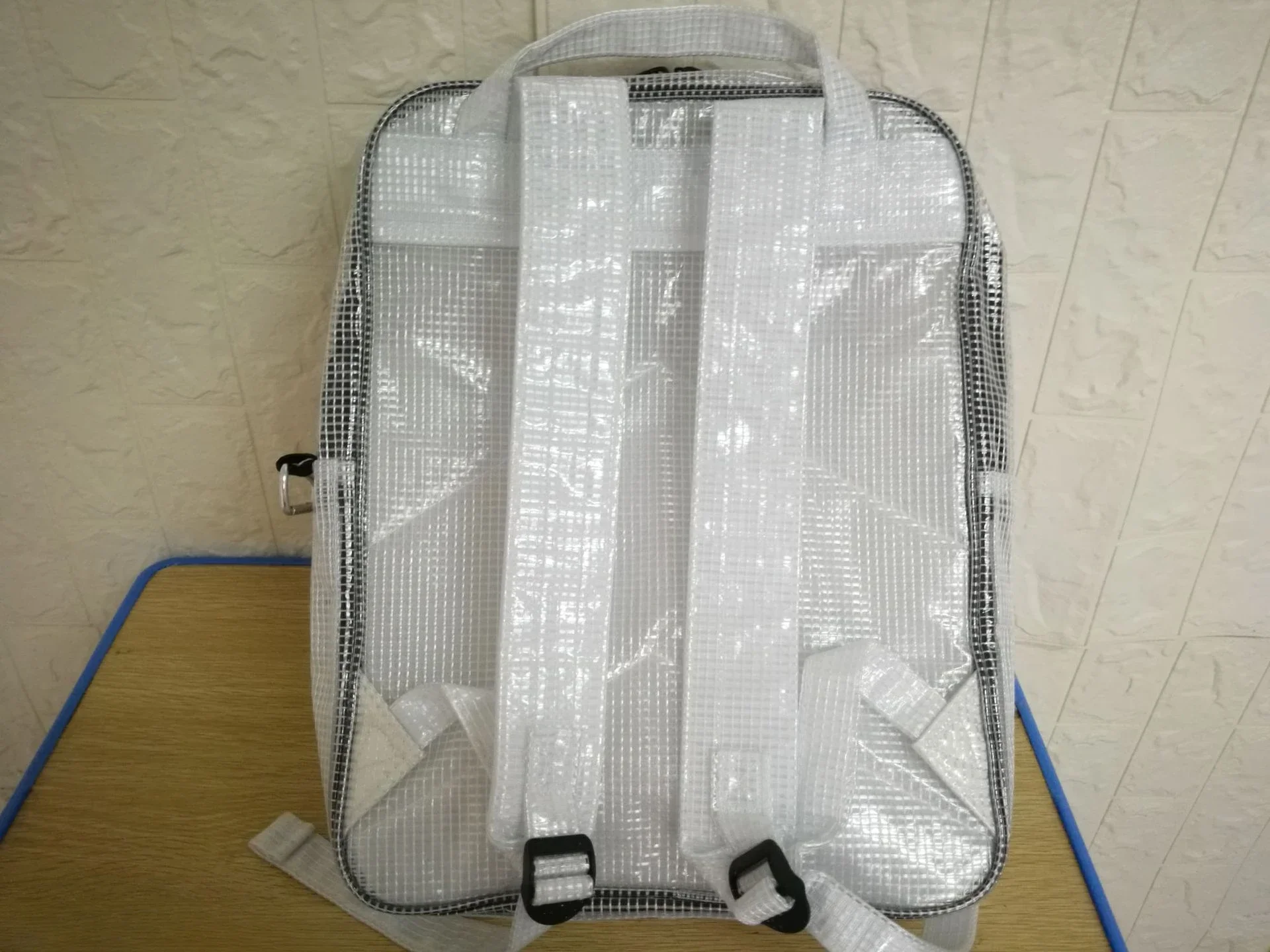 Durable40 * 30 * 15 Anti-static And Flame-retardant PVC Mesh Korean Version Computer Backpack