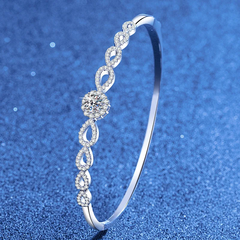 

Half-Circle 0.5CT Moissanite Bracelet Women PT950 Platinum - Polished platinum, fine cut, exquisite craftsmanship