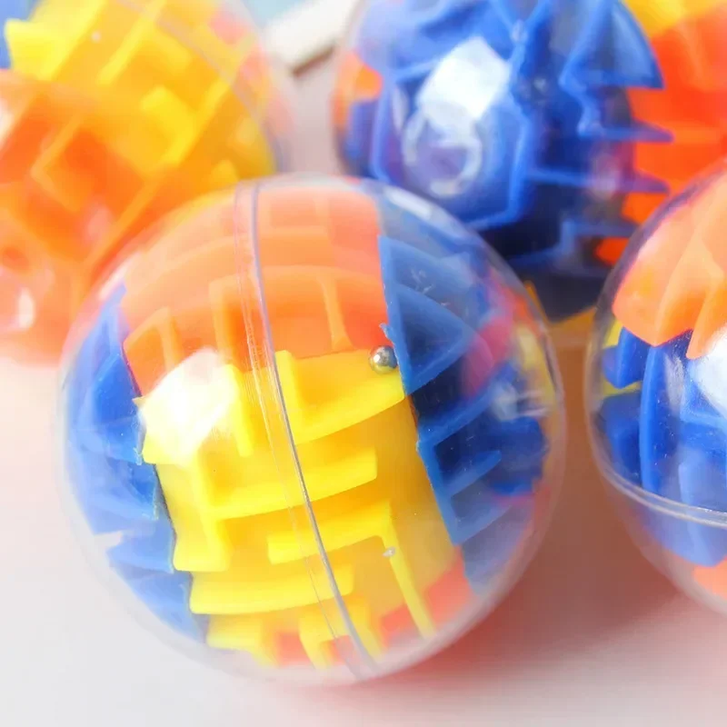 1/2/4pcs Mini Rolling Balls Stress Relieve Maze Children Kids 3D Magic Cube Puzzles Toys Games Decompression Six-sided Playing