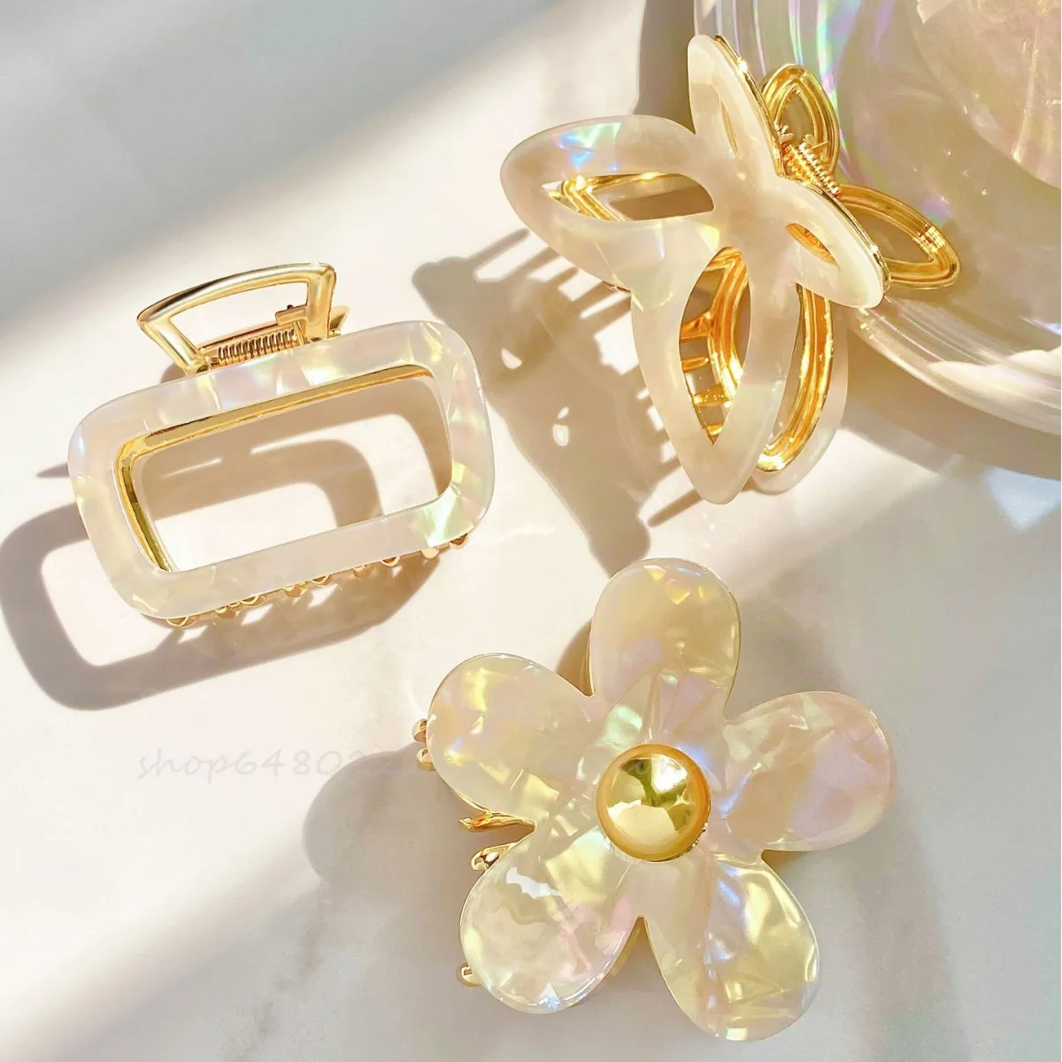 

Metal Hair Claw 6.5cm Iridescent Finish Butterfly Floral Design Updo Clip for Women